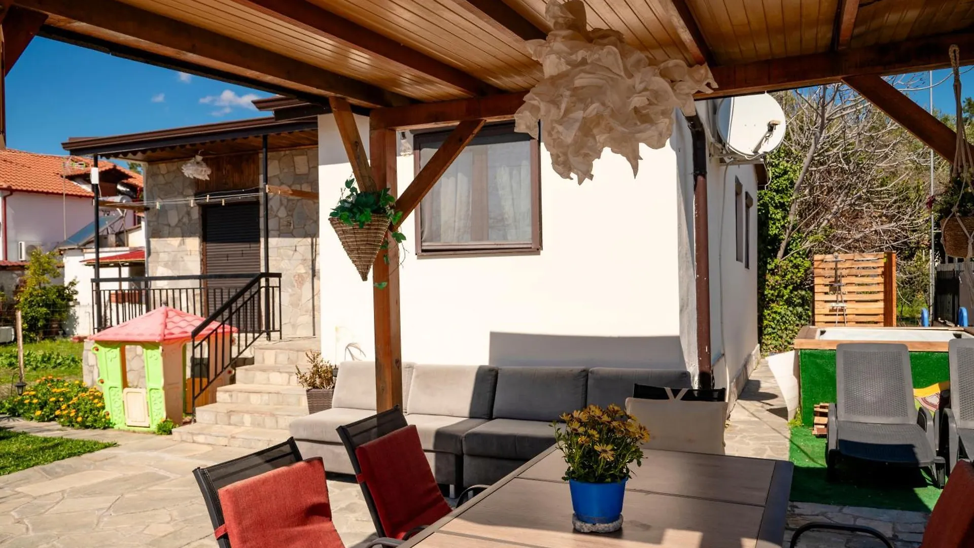 Tatil Evi Omonia Beach House 2 Nea Kallikrateia Yunanistan