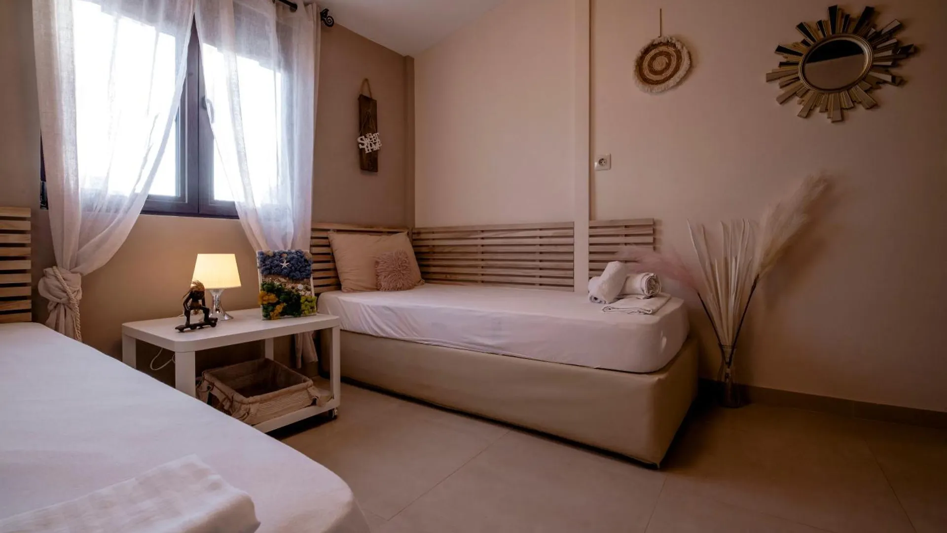 Omonia Beach House 2 Nea Kallikrateia Tatil Evi